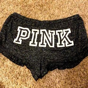 VS Pink sleep shorts 🩳